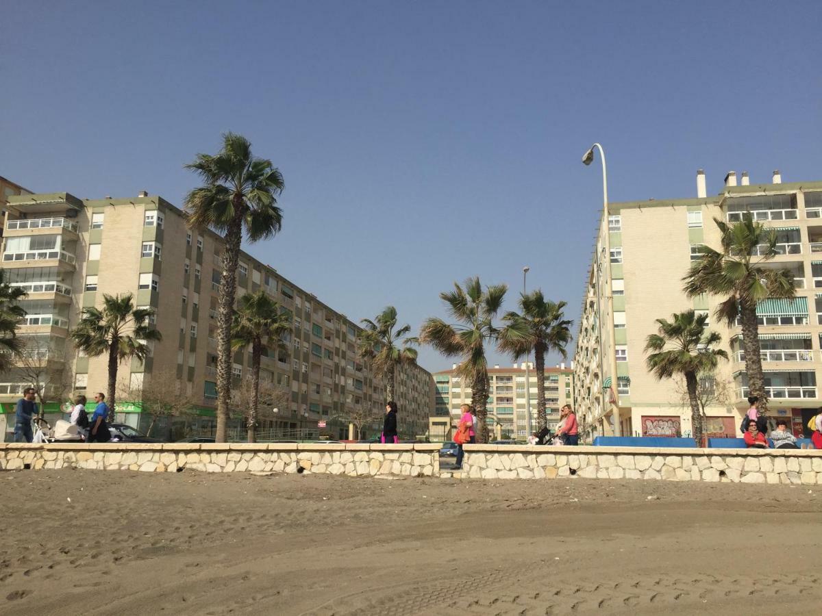 Beach Apartment Rosario Malaga Luaran gambar